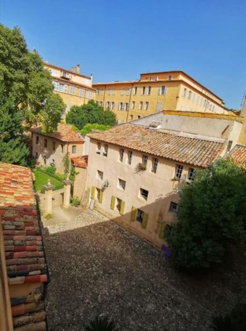 Tres Bel Appartement Centre Ville Historique Aix-en-Provence Luaran gambar